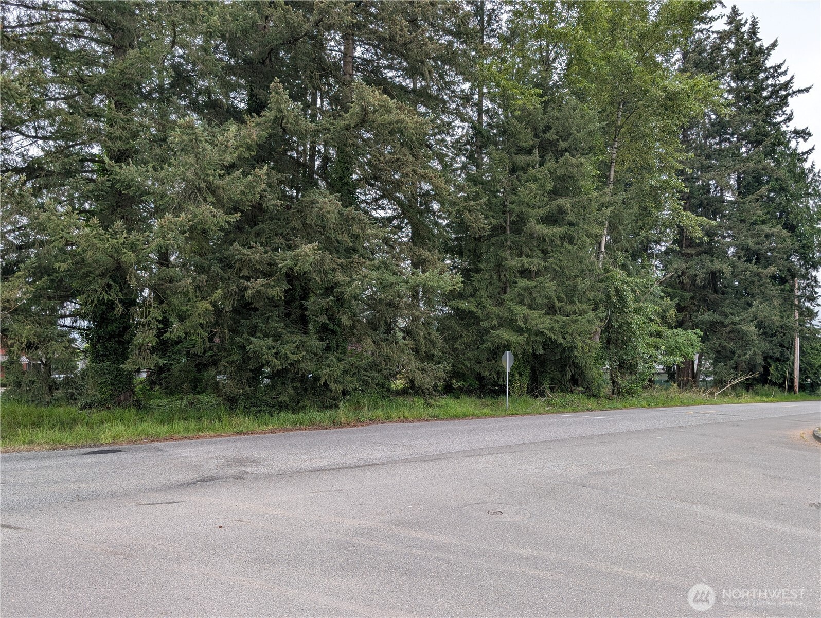 18501 Smokey Point Boulevard Property Photo 3