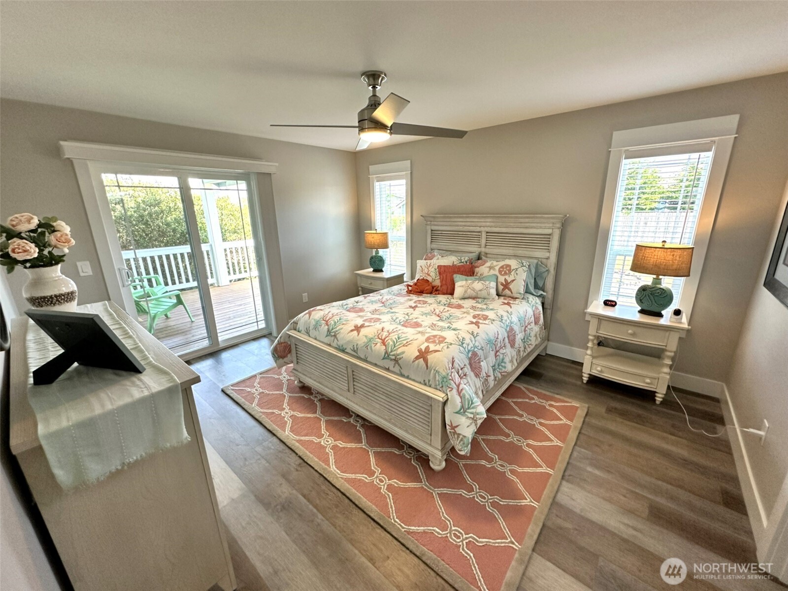 1264 Fairwood Drive Property Photo 11