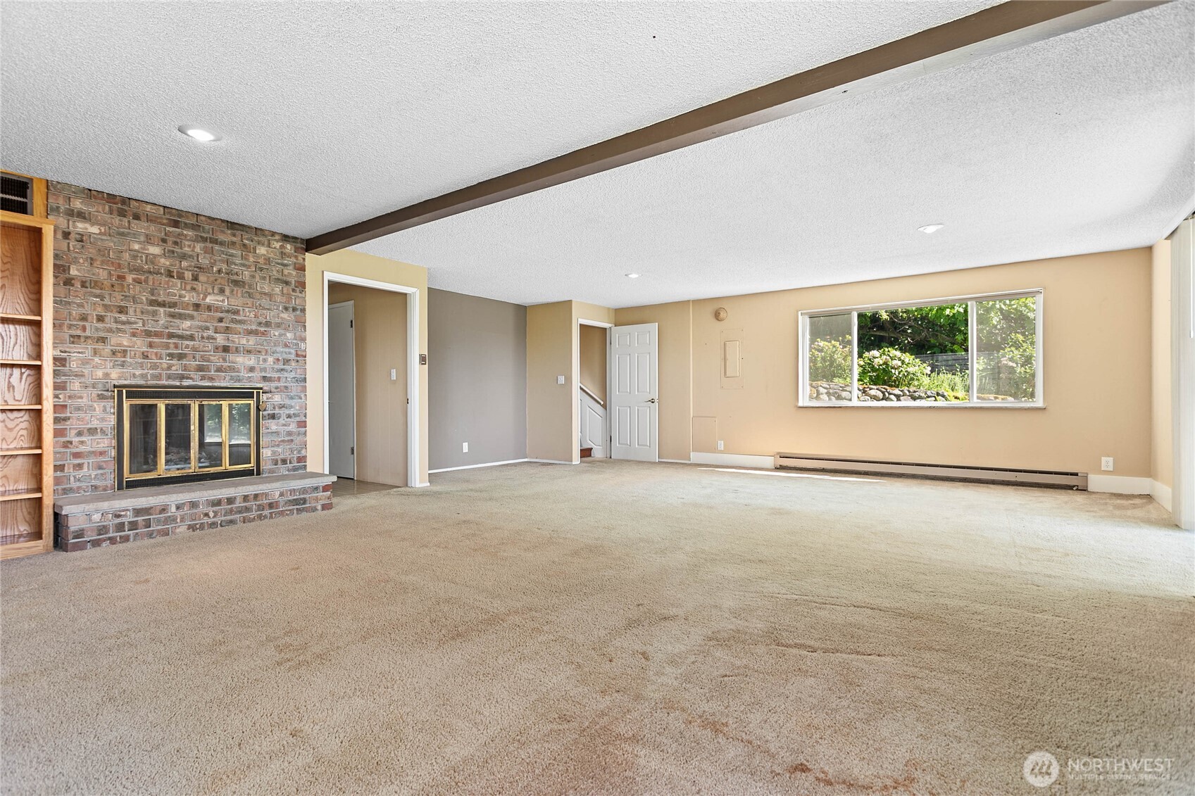 909 Queen Street Property Photo 26