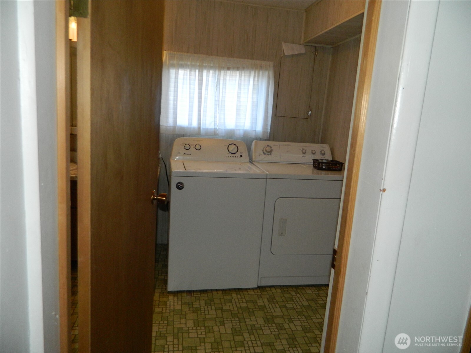 110 1st Street Property Photo 13