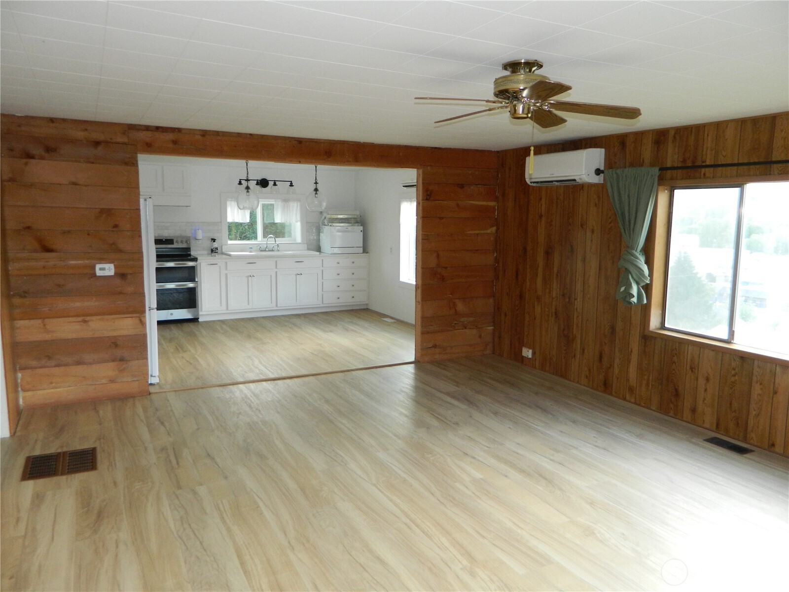110 1st Street Property Photo 16