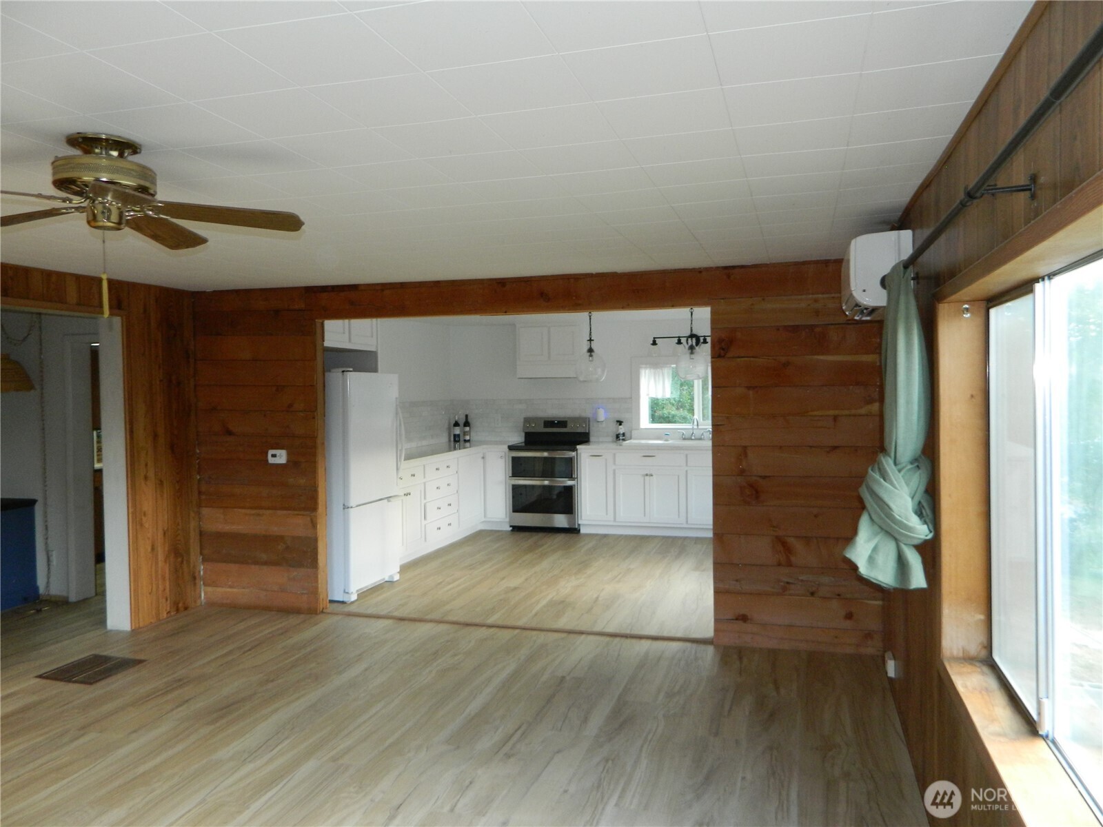 110 1st Street Property Photo 17