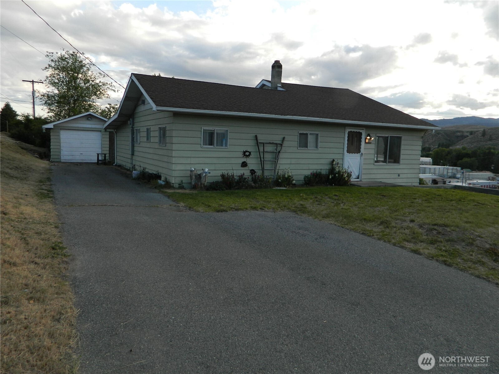 110 1st Street Property Photo 18