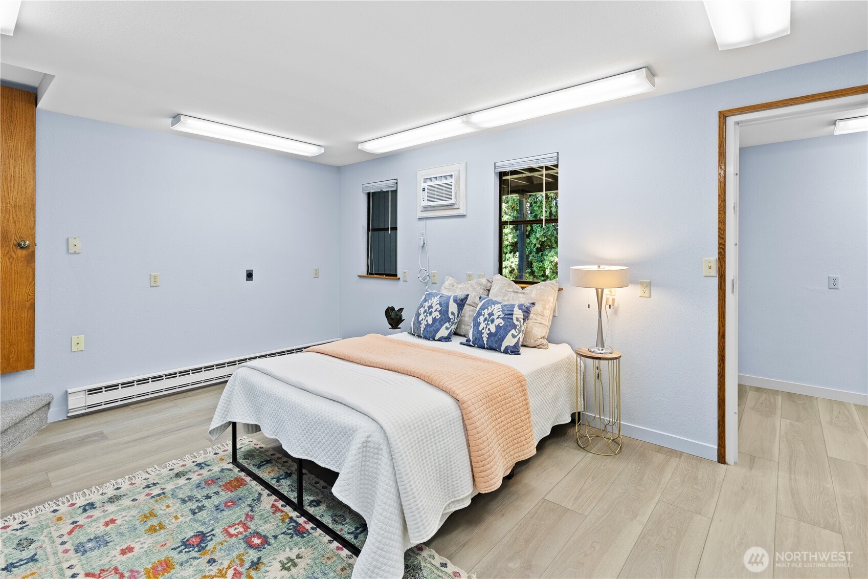 92 S Stark Avenue Property Photo 18