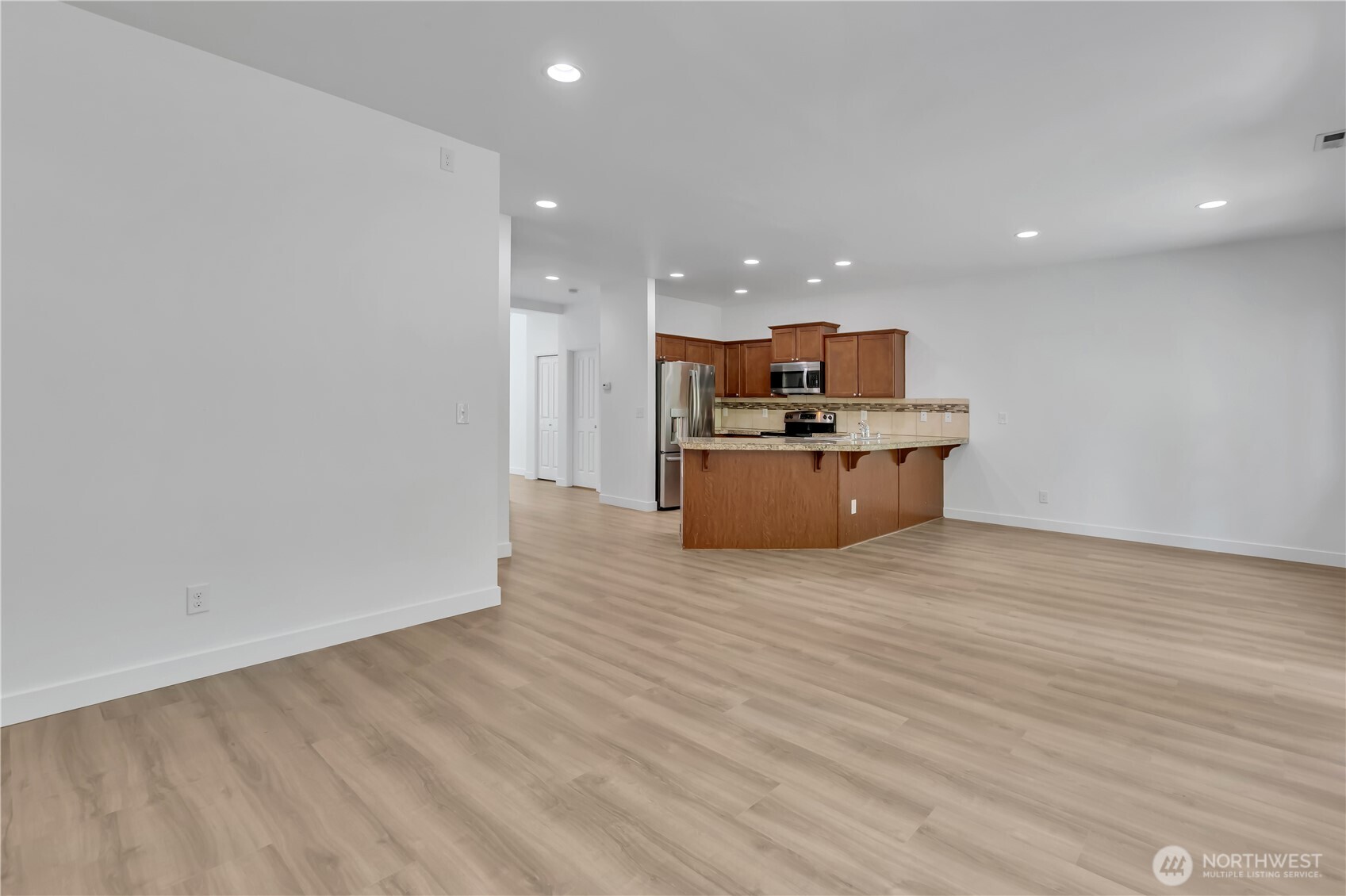 2106 E 45th Court Property Photo 13