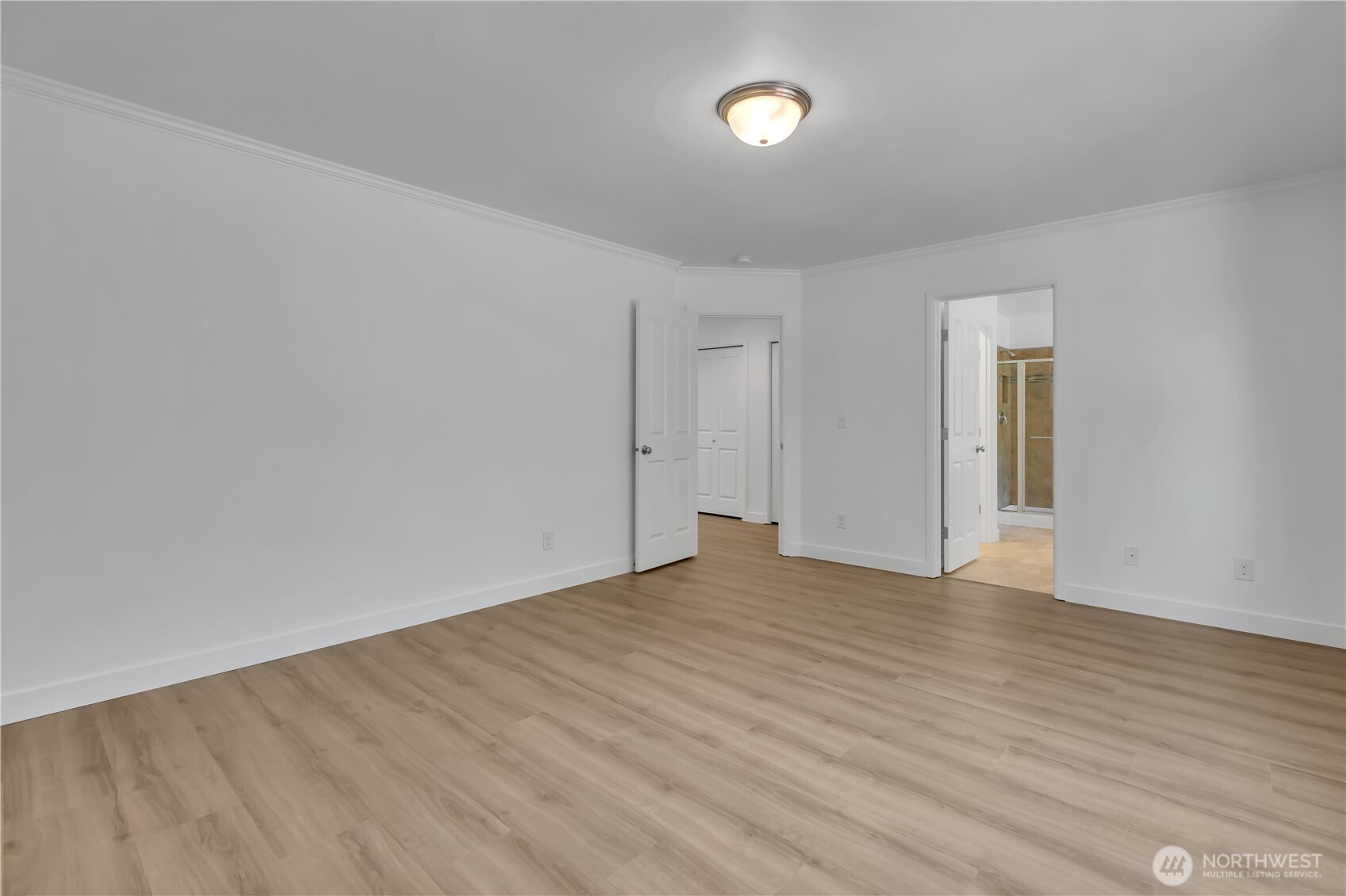 2106 E 45th Court Property Photo 20