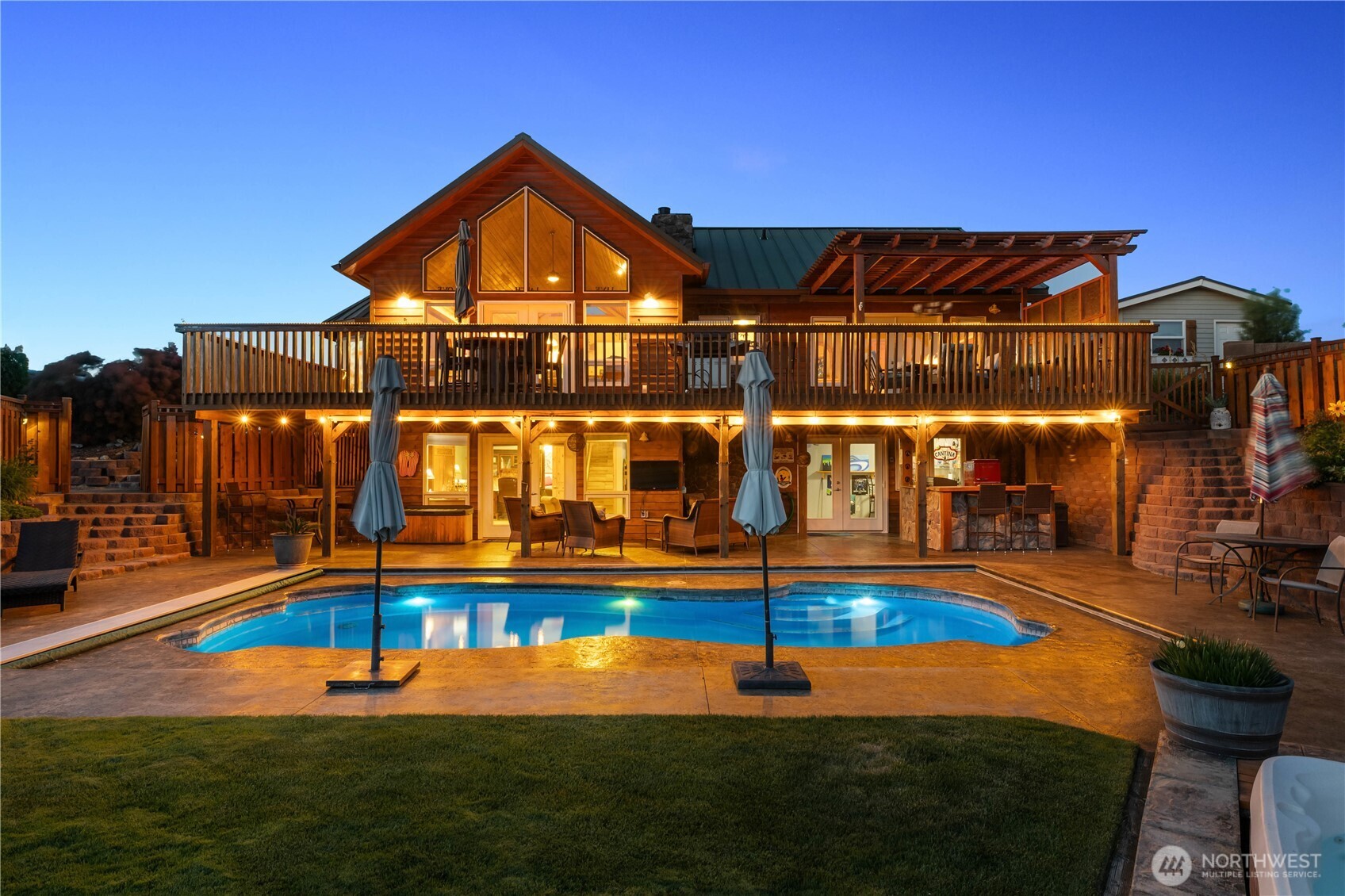 418 Summer Place Property Photo 1