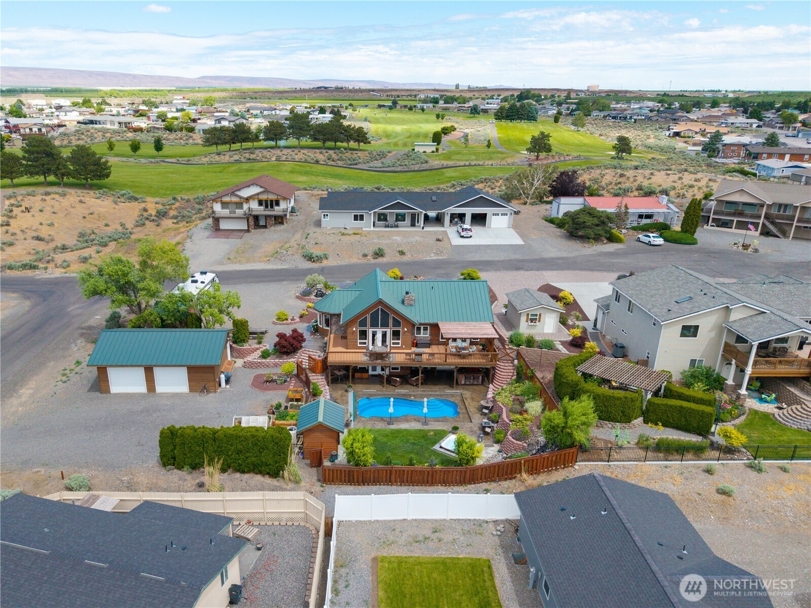 418 Summer Place Property Photo 7