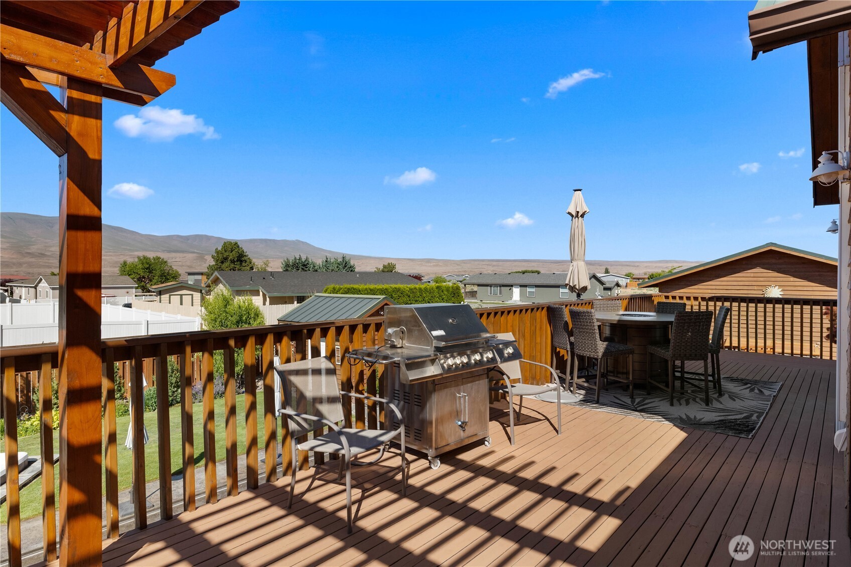 418 Summer Place Property Photo 15