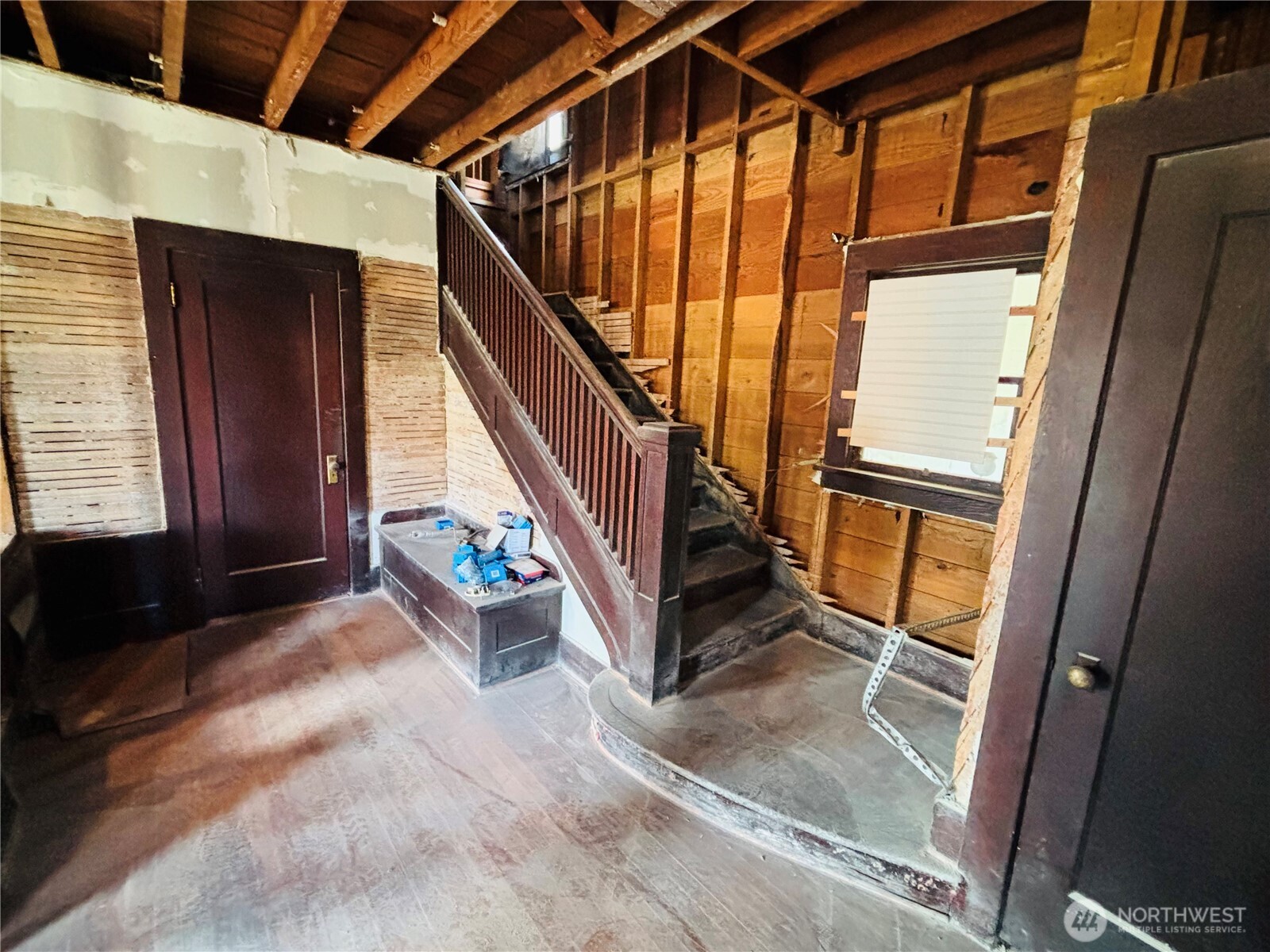 1215 N Broadway Property Photo 11