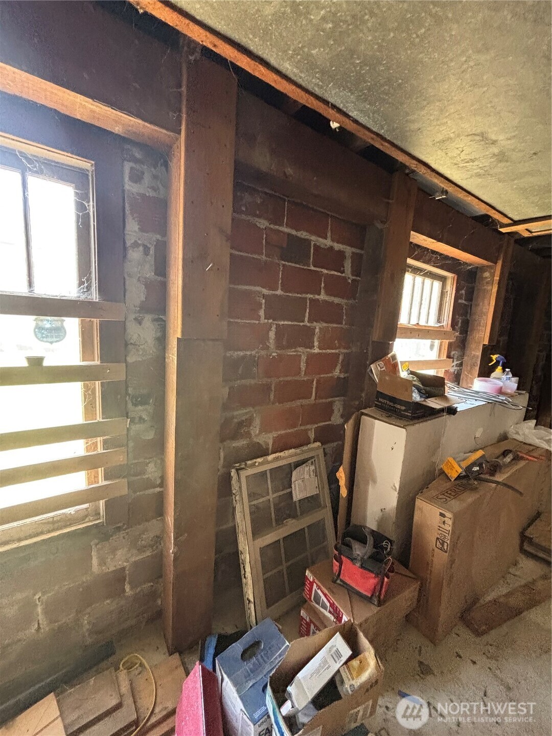 1215 N Broadway Property Photo 18