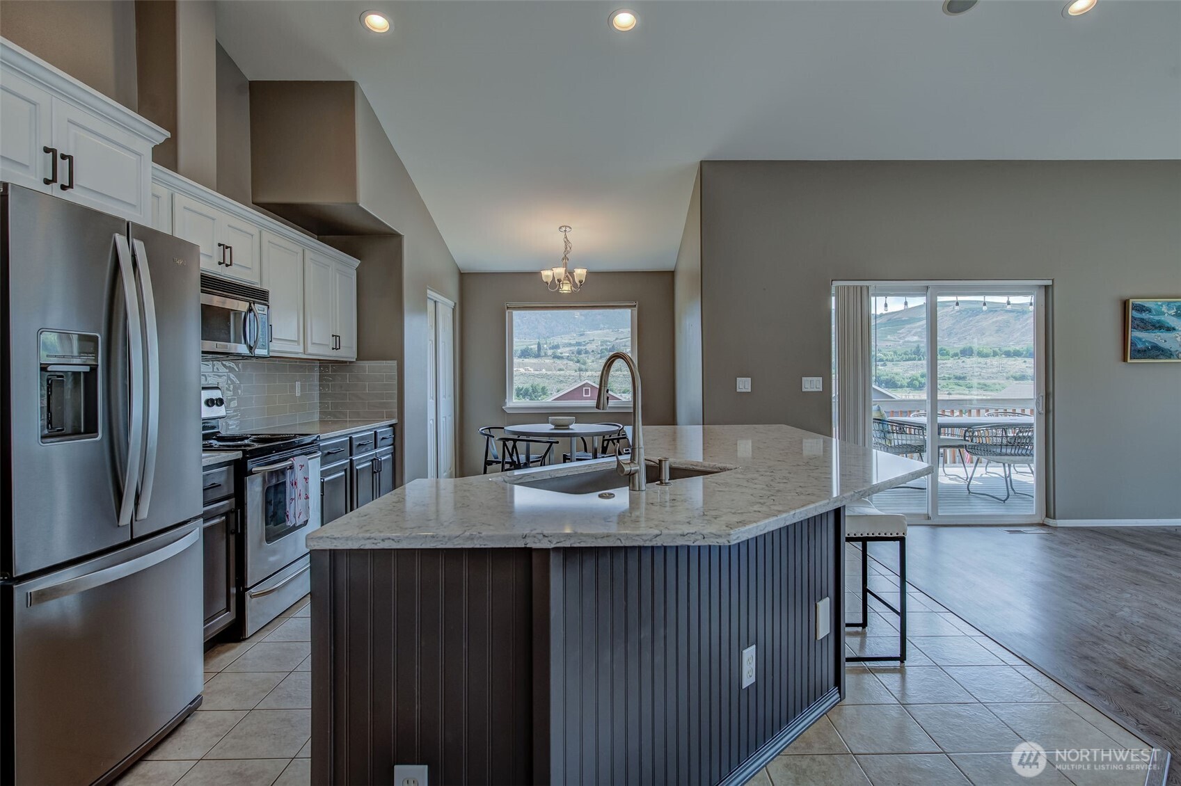 2840 Akamai Way Property Photo 5