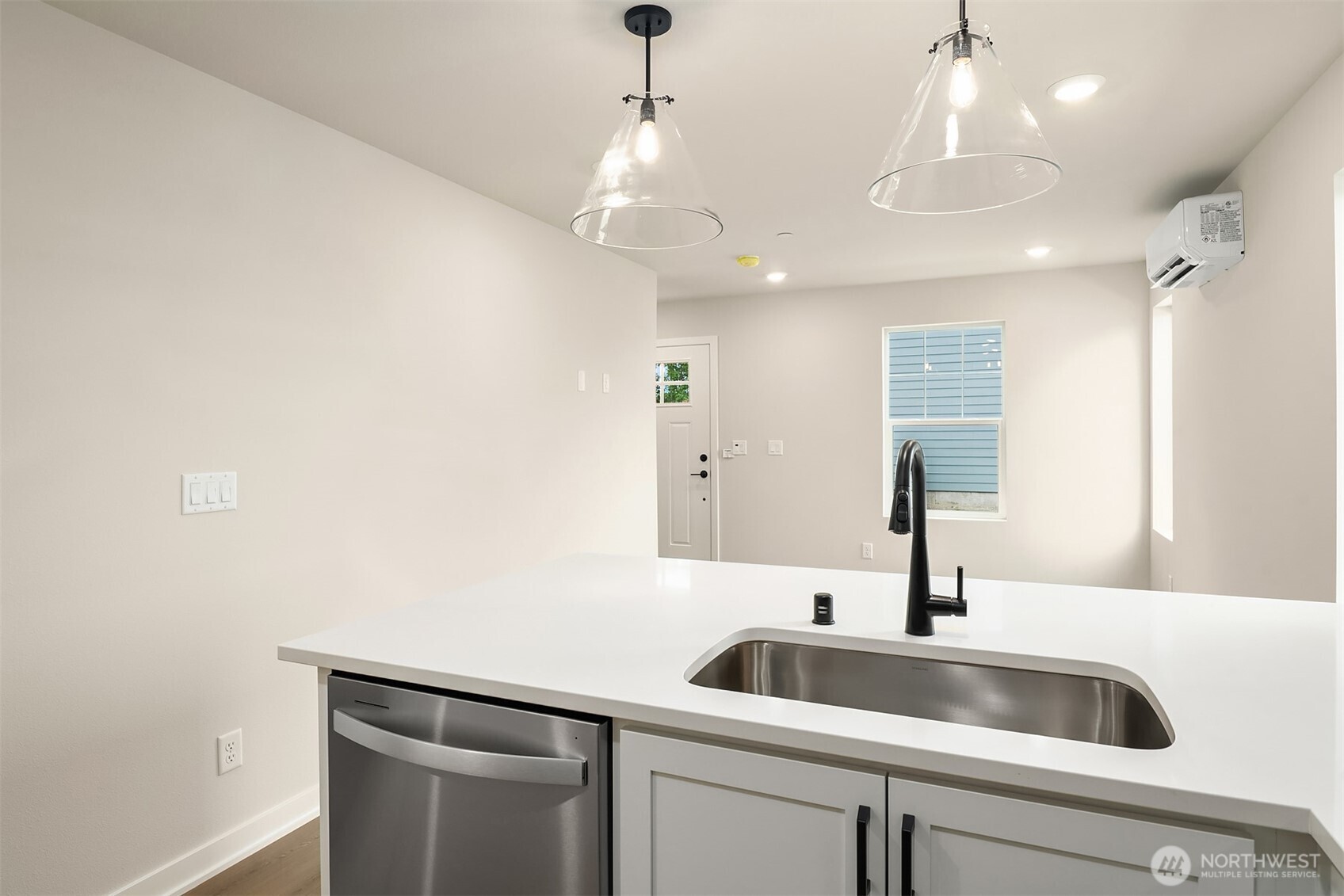 2428 160th Place Property Photo 10