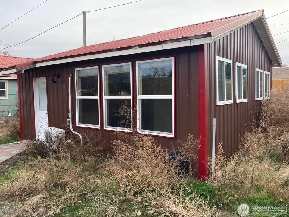 45 Sw Birch Street Property Photo 9