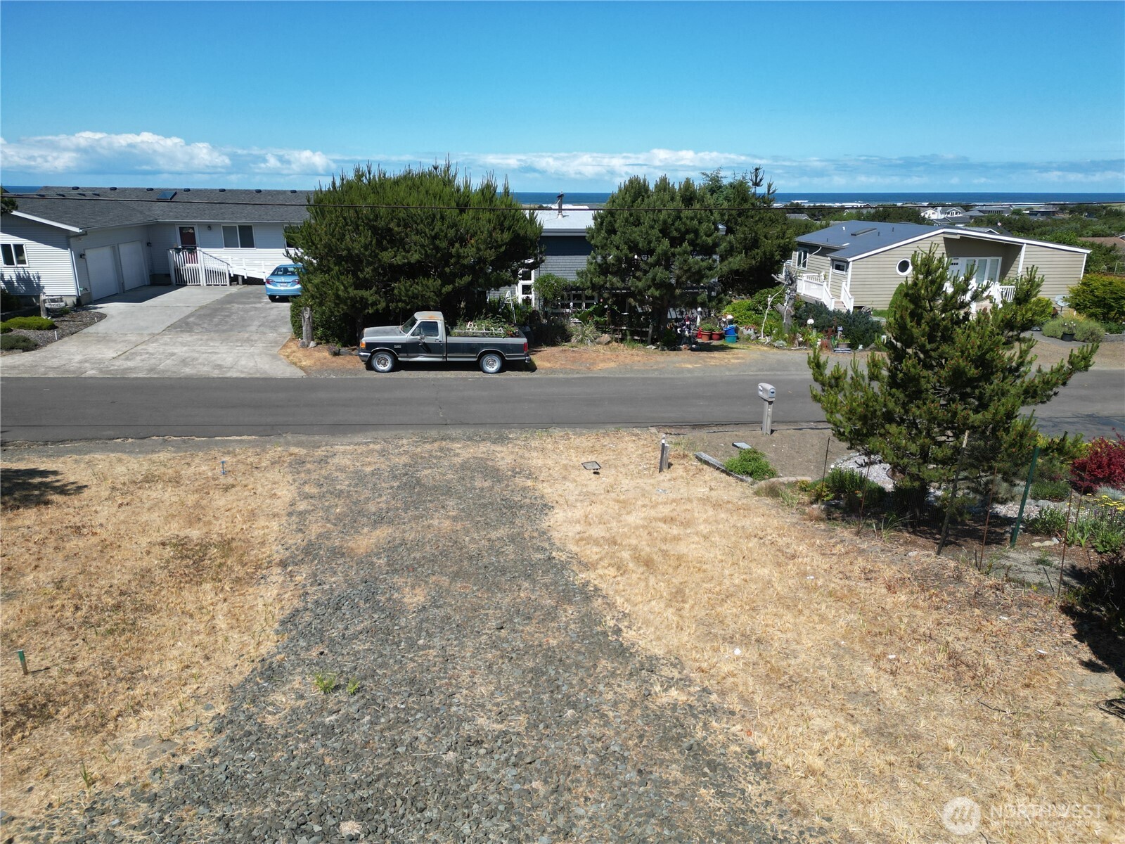 34504 J Place Property Photo 2