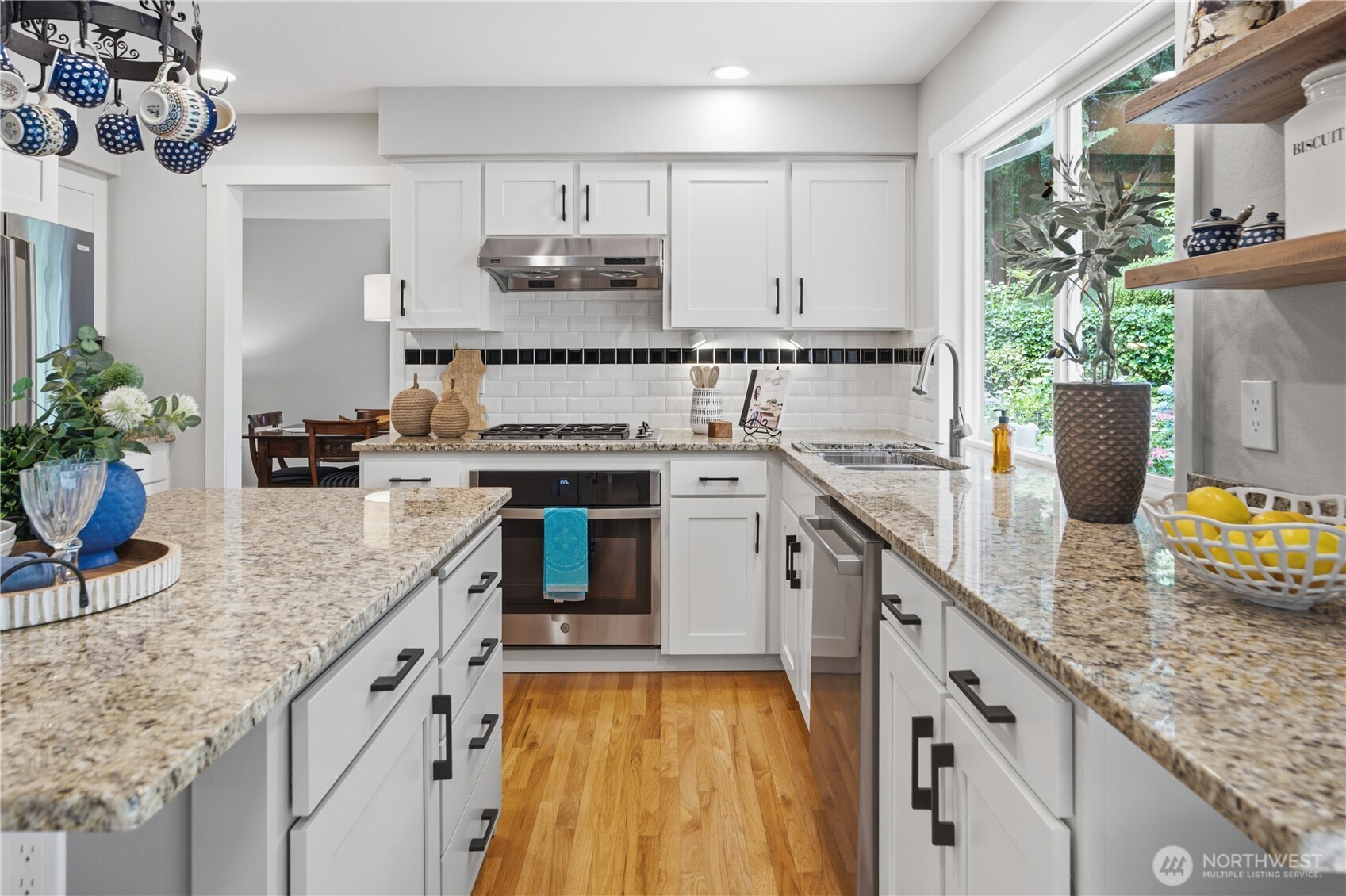 27621 Ne Quail Creek Drive Property Photo 10