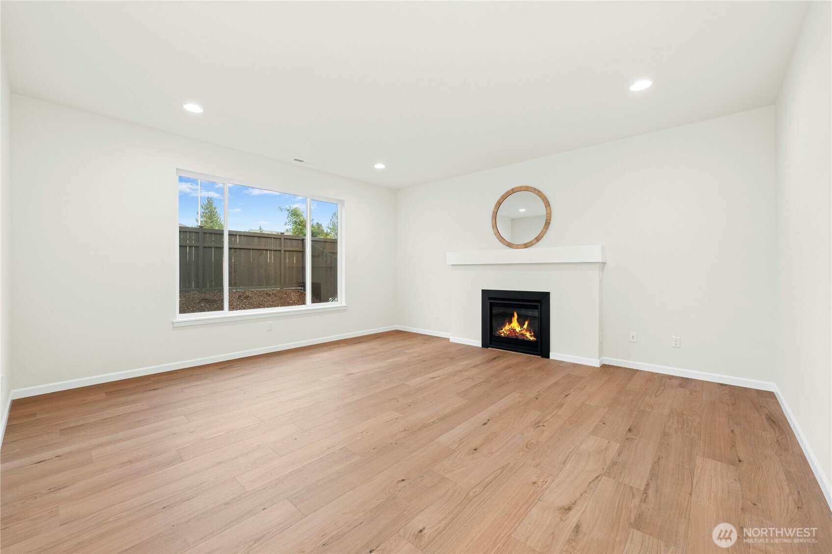 1168 68th Loop 40 Property Photo 8
