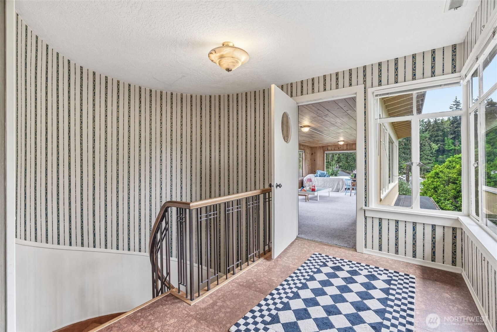 2655 Pacific Way Property Photo 18