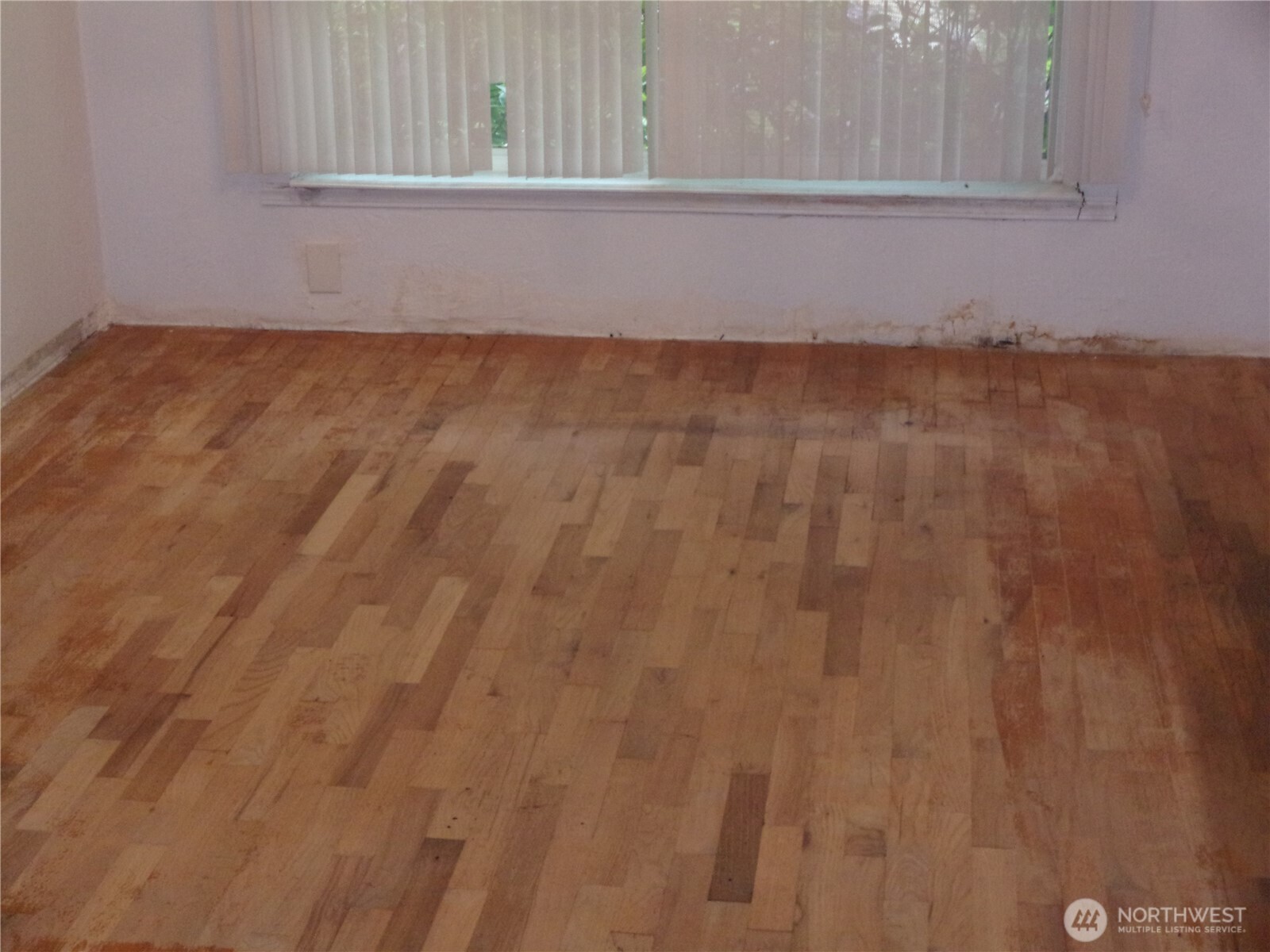 9404 A Street Property Photo 10
