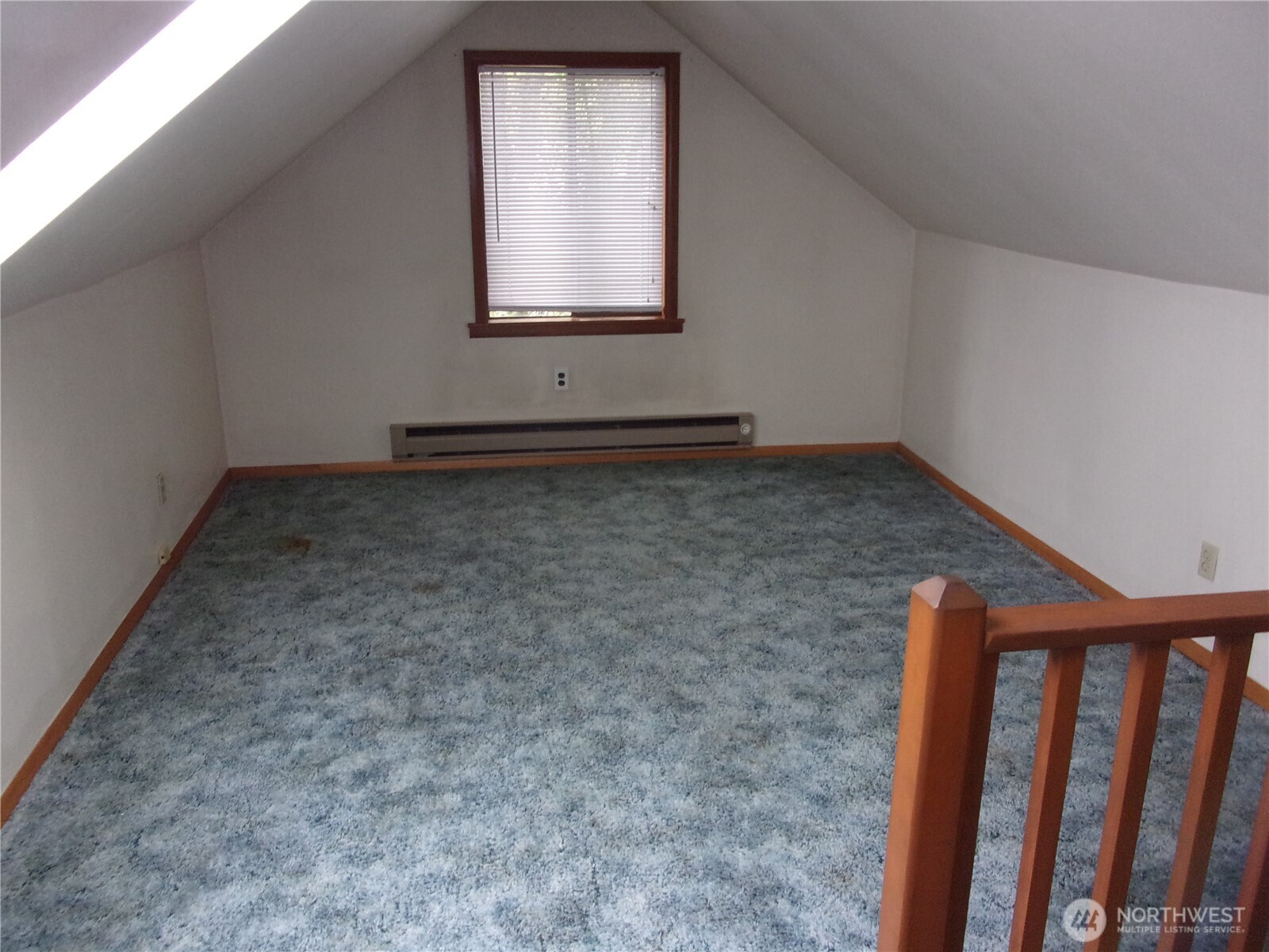 9404 A Street Property Photo 24