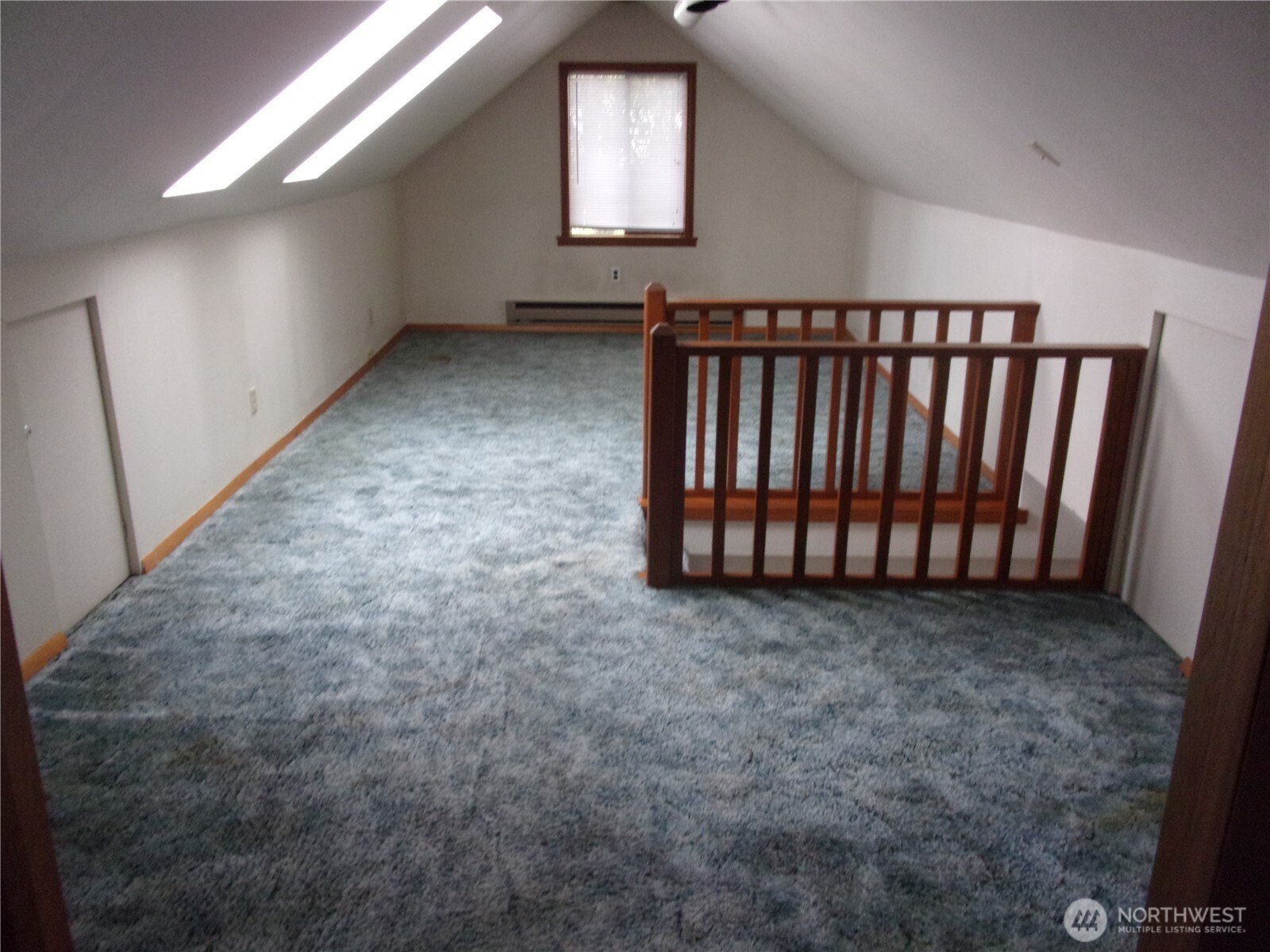 9404 A Street Property Photo 25