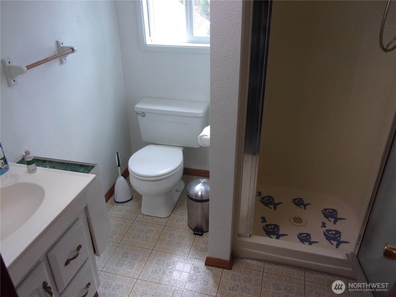 9404 A Street Property Photo 26