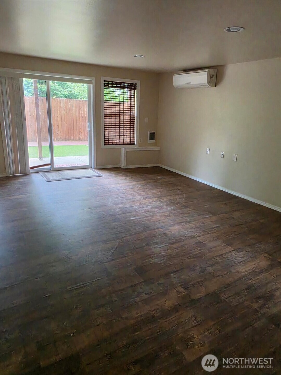 336 N Lafayette Avenue Property Photo 29