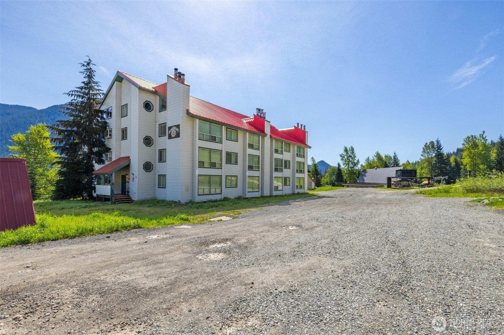 221 Hyak Drive 302 Property Photo 35