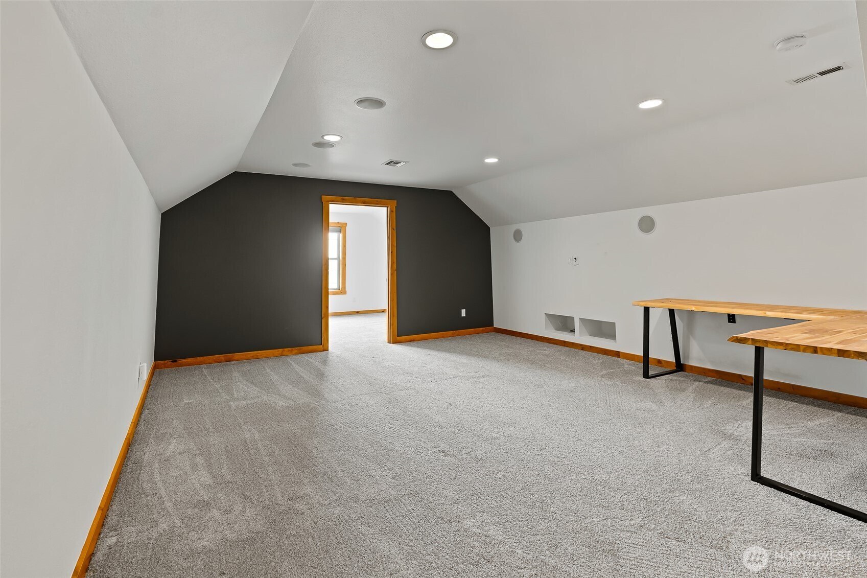 435 Watson Road Property Photo 27