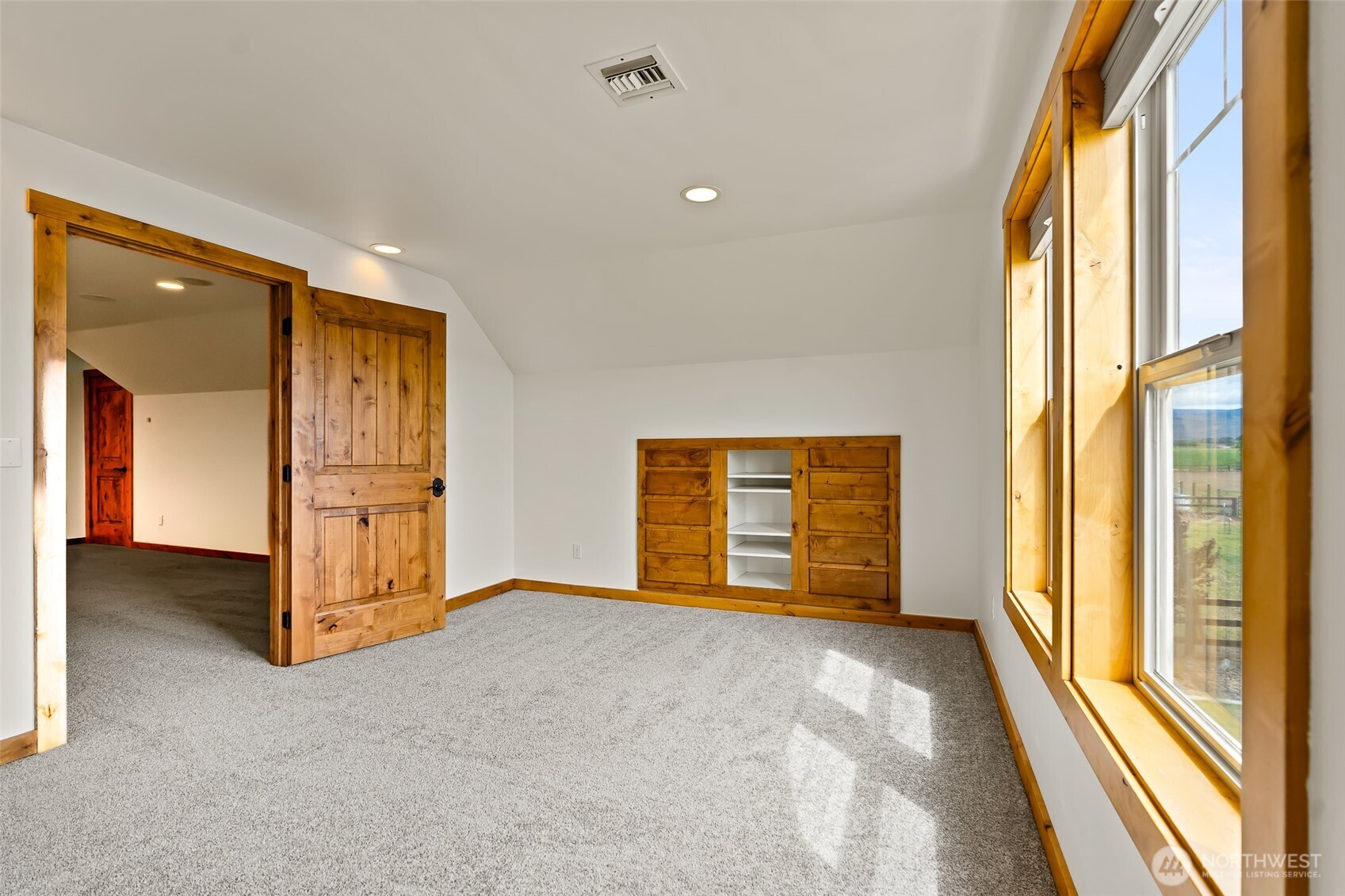 435 Watson Road Property Photo 29