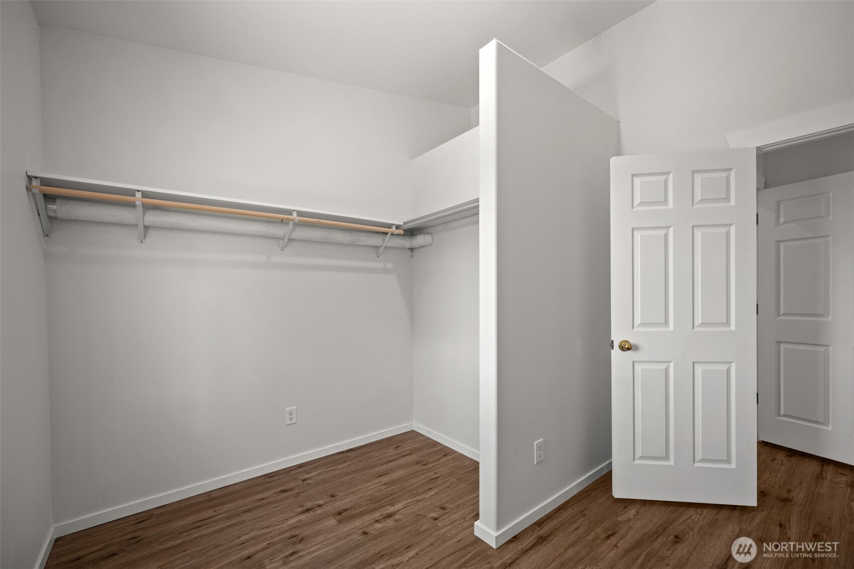 40831 Miles Creston Drive Property Photo 13