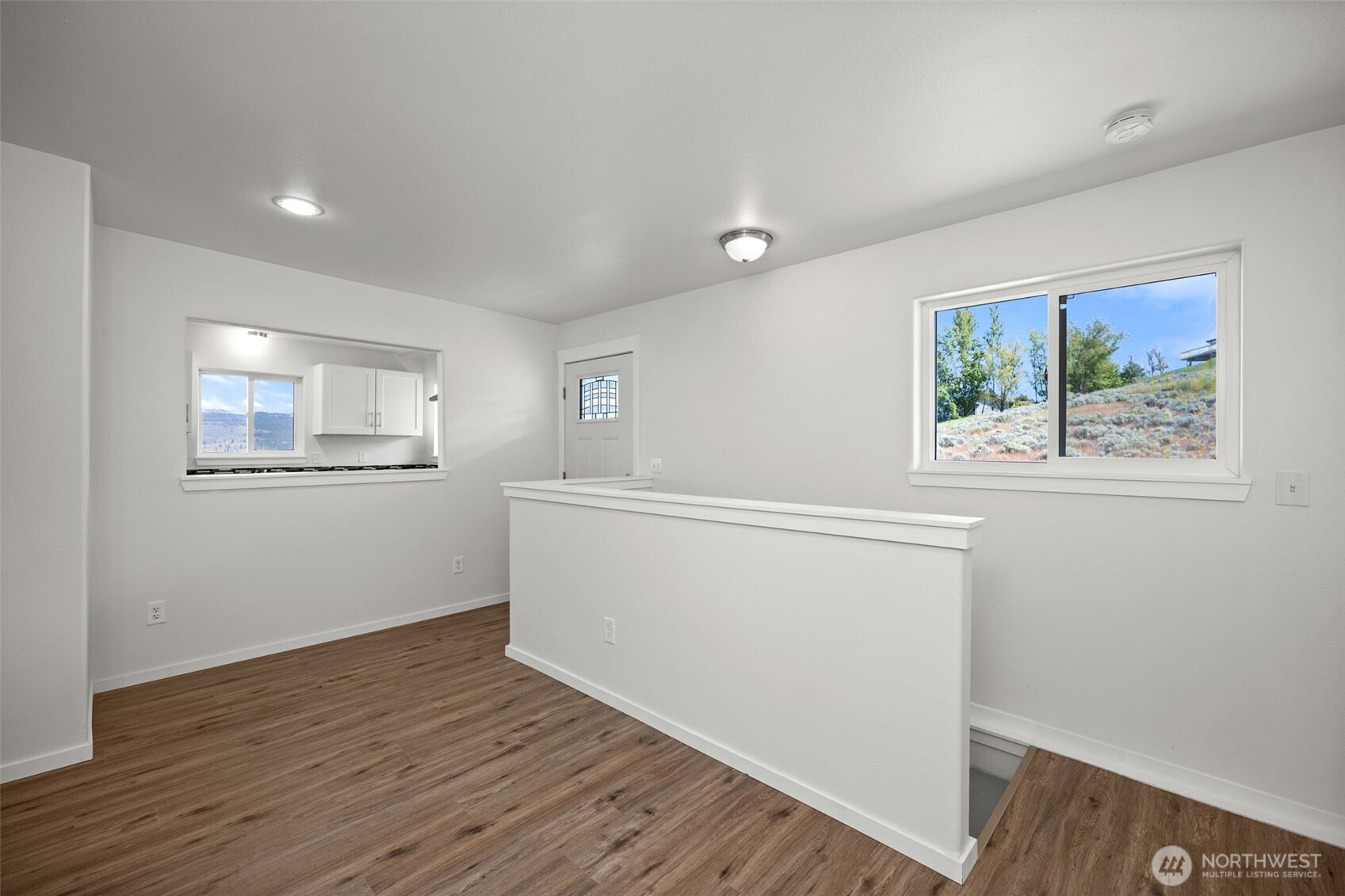 40831 Miles Creston Drive Property Photo 16
