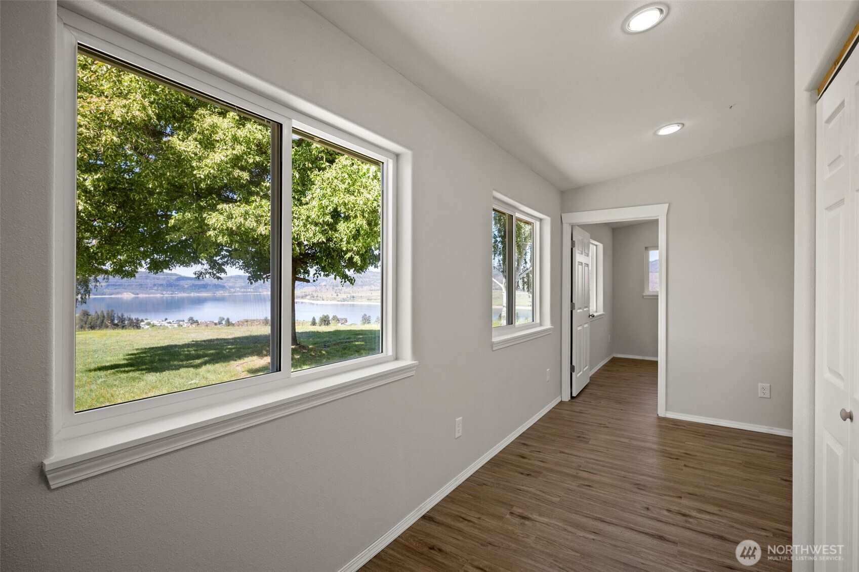 40831 Miles Creston Drive Property Photo 21