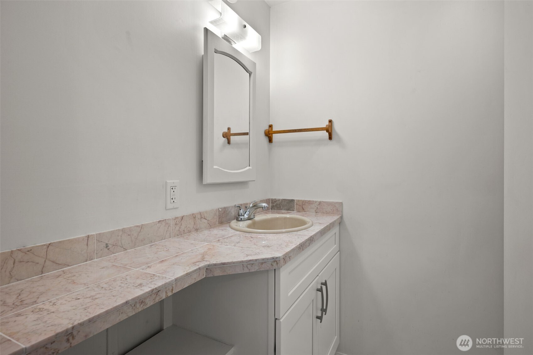 40831 Miles Creston Drive Property Photo 25