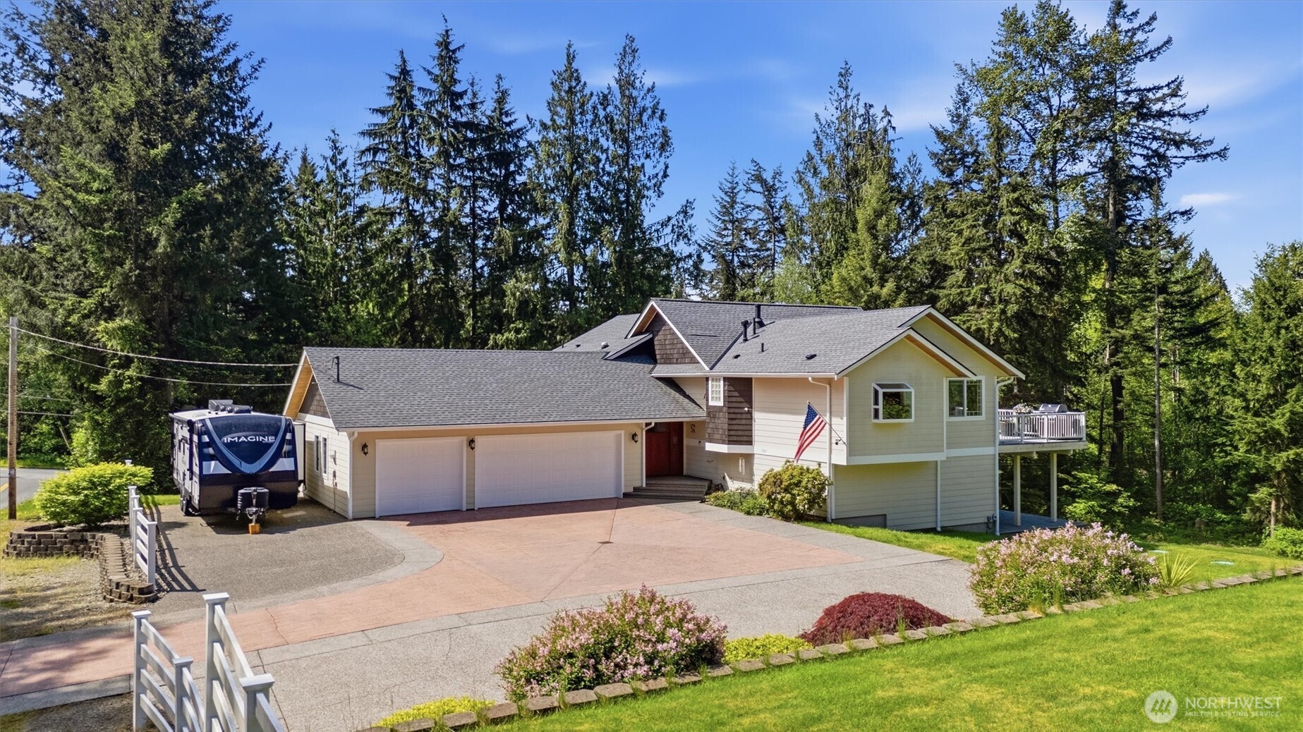 19310 95th Avenue Property Photo 1