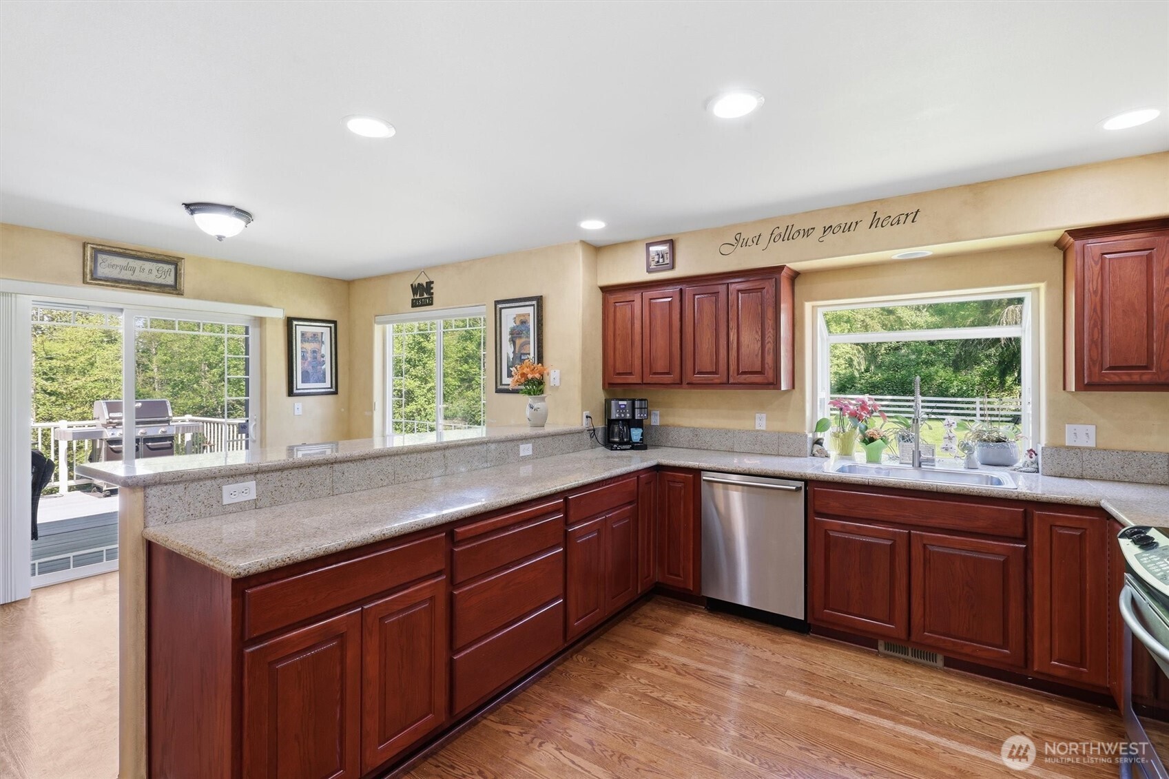 19310 95th Avenue Property Photo 10