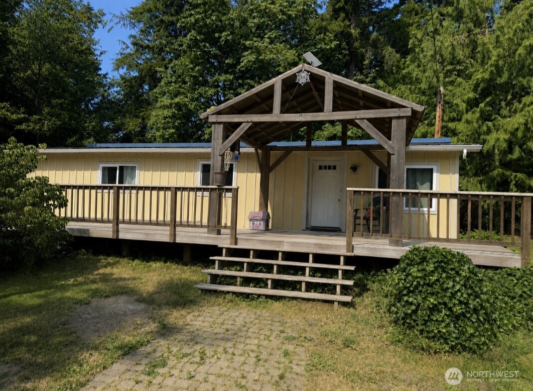 351 Evergreen Park Road Property Photo 2