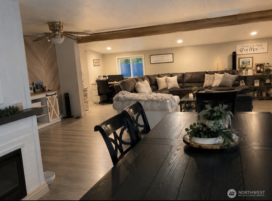 351 Evergreen Park Road Property Photo 3