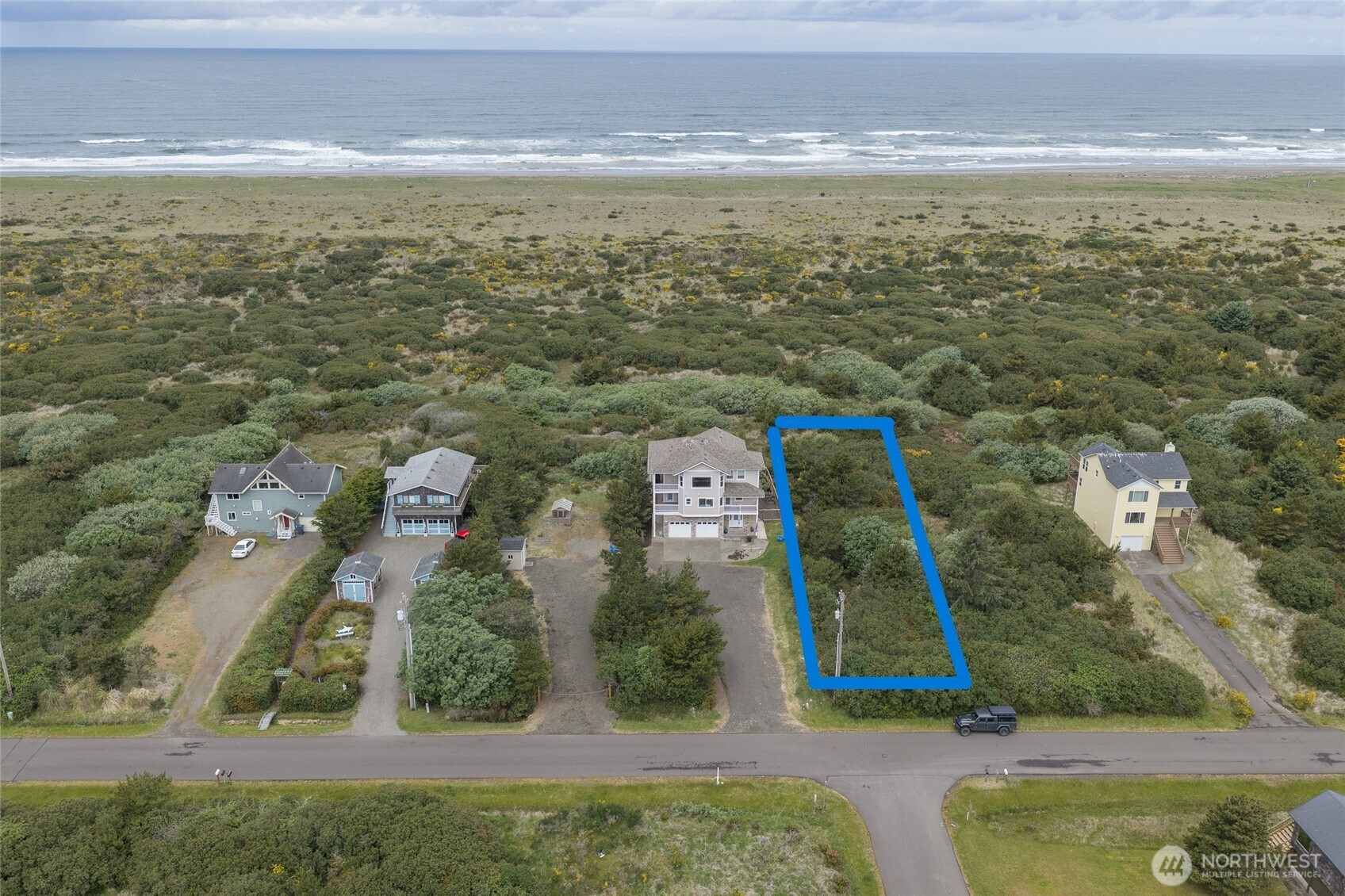 763 S Sand Dune Avenue Property Photo 1