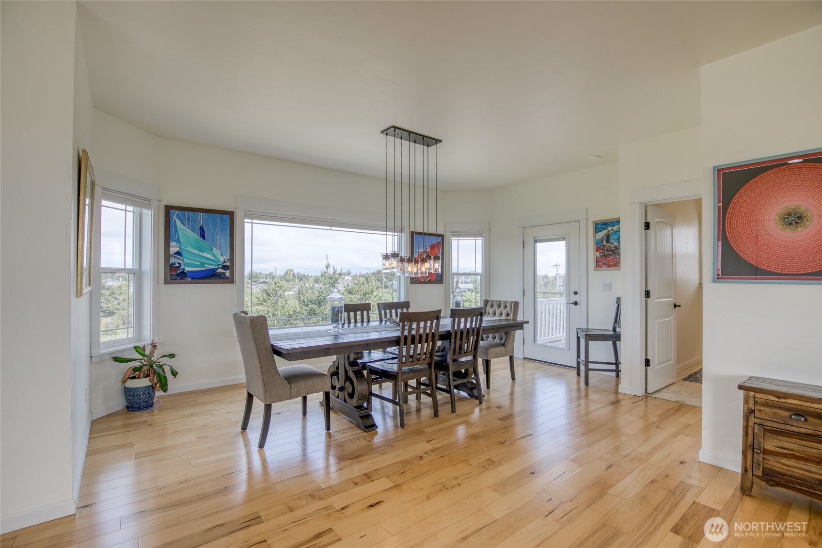 769 S Sand Dune Avenue Property Photo 10