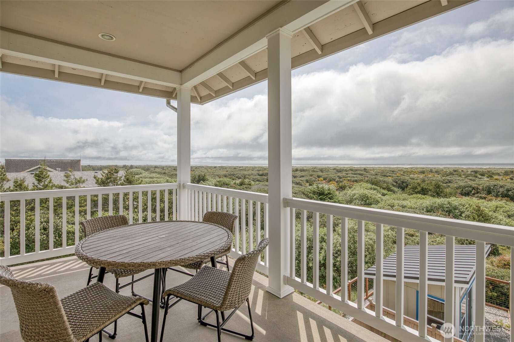 769 S Sand Dune Avenue Property Photo 15