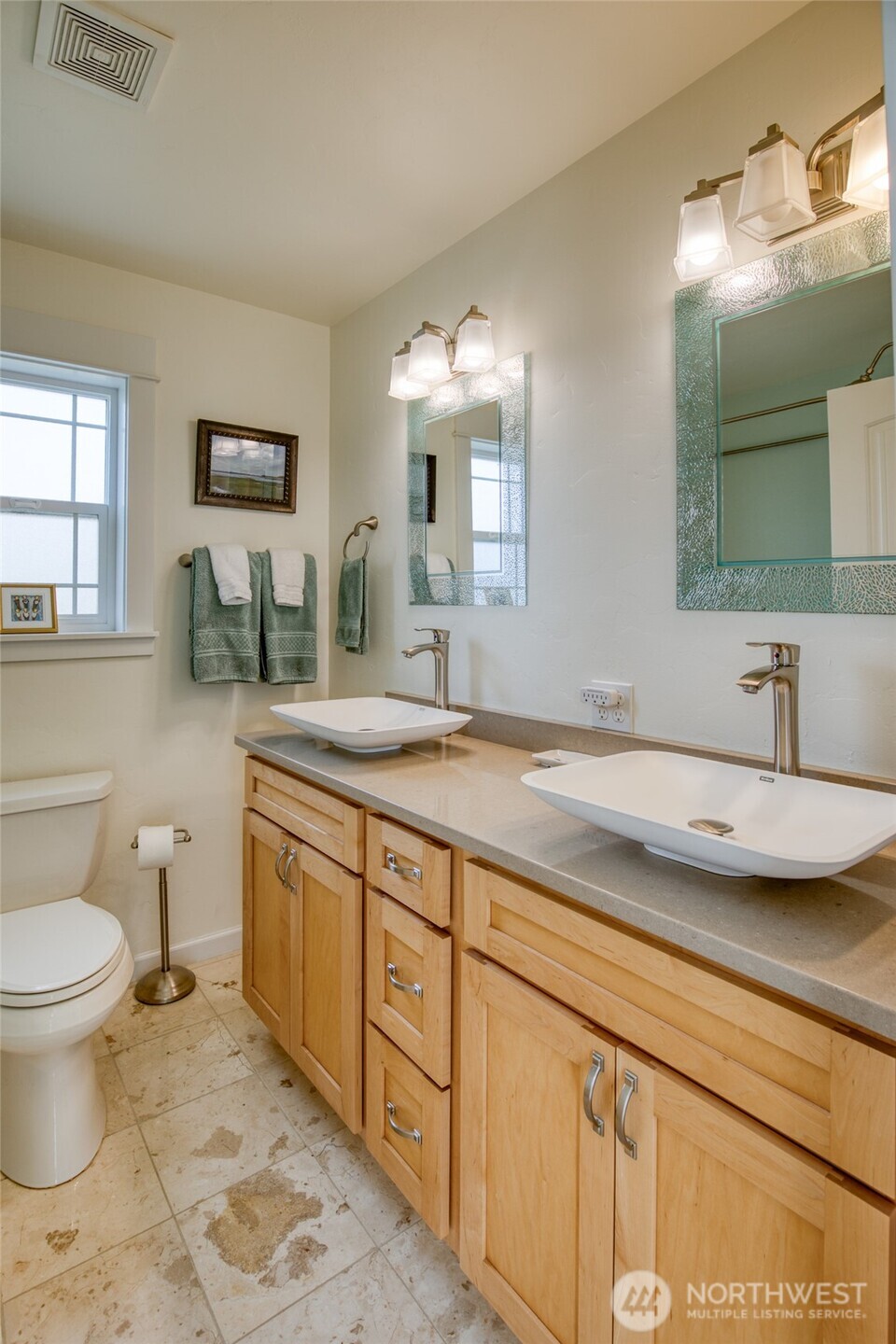 769 S Sand Dune Avenue Property Photo 25
