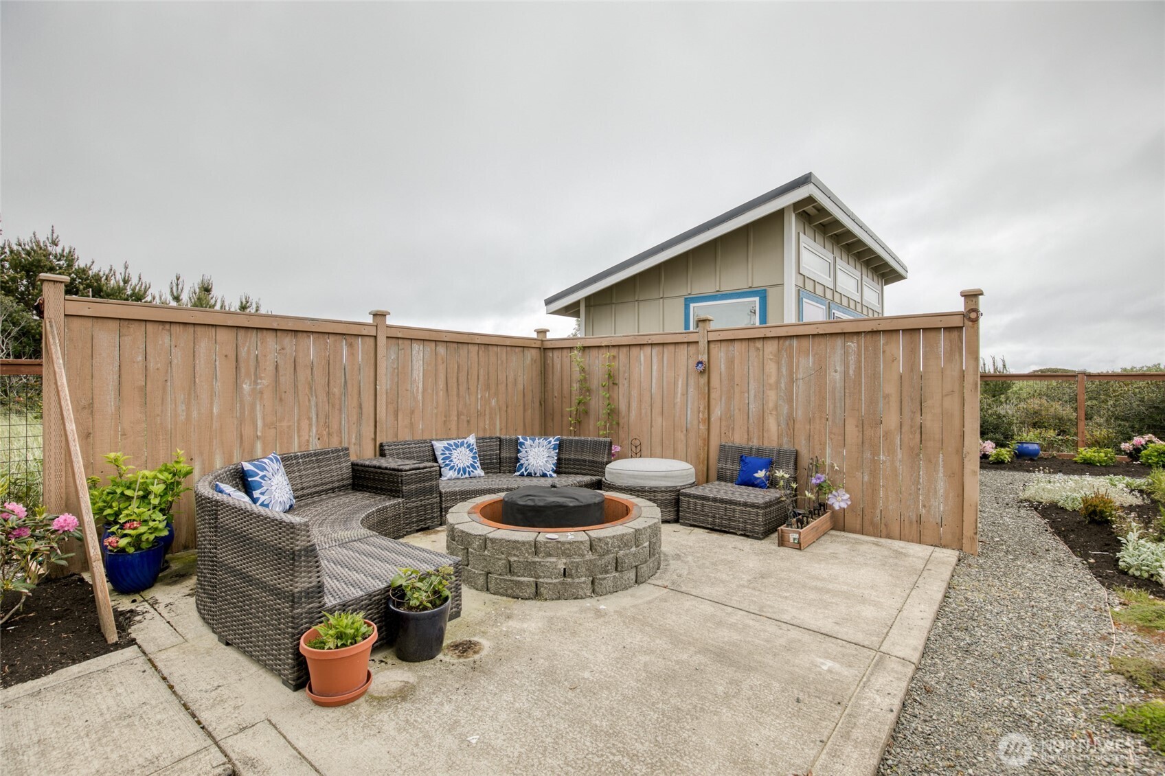 769 S Sand Dune Avenue Property Photo 32
