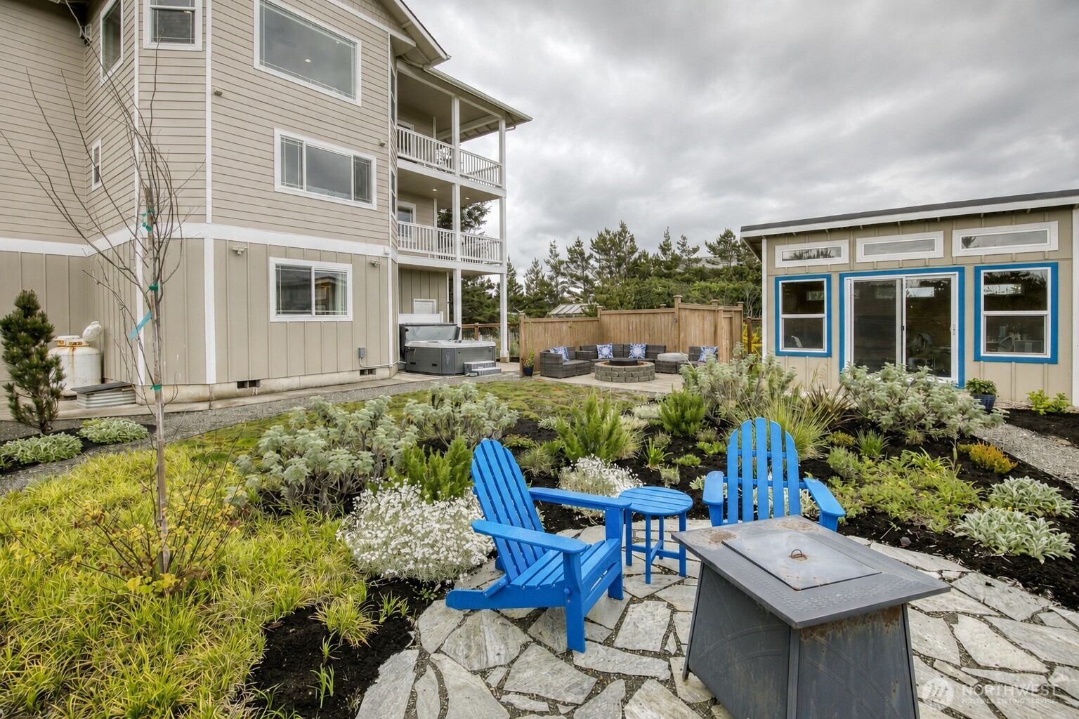 769 S Sand Dune Avenue Property Photo 35