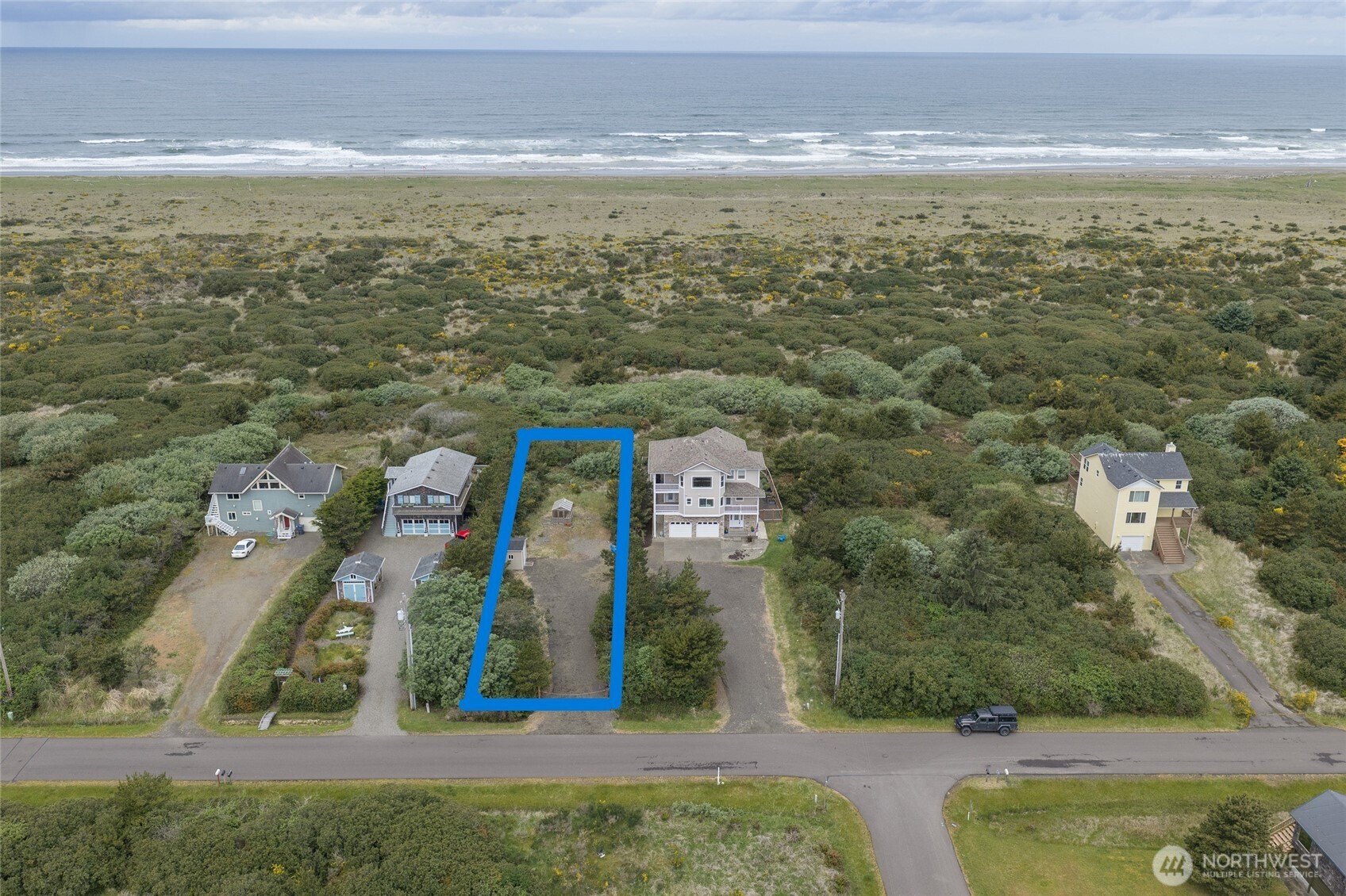 773 S Sand Dune Avenue Property Photo 1