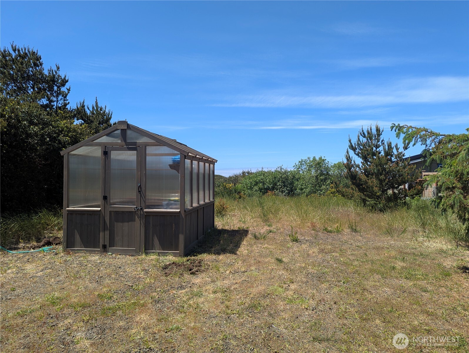 773 S Sand Dune Avenue Property Photo 6