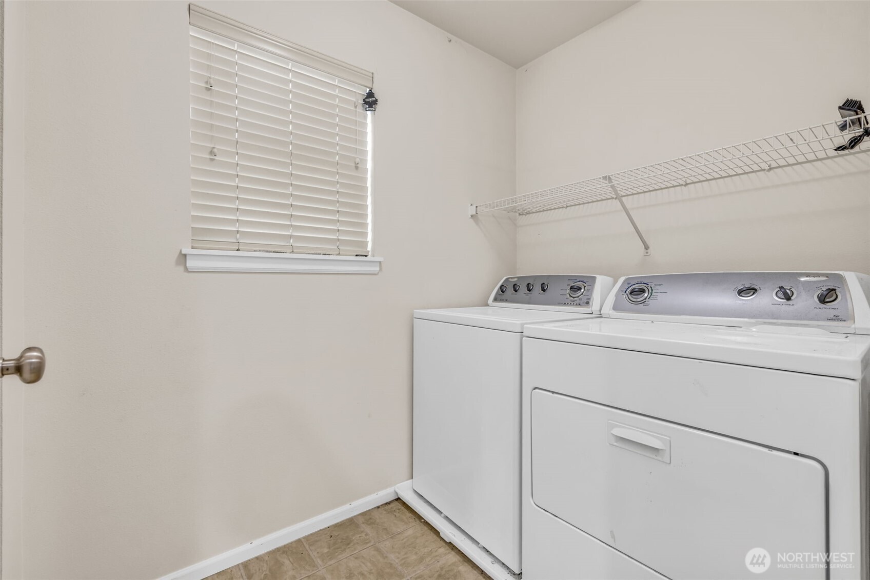 6048 Park Street Property Photo 18