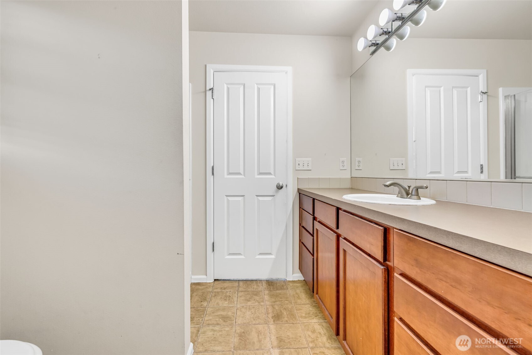 6048 Park Street Property Photo 21
