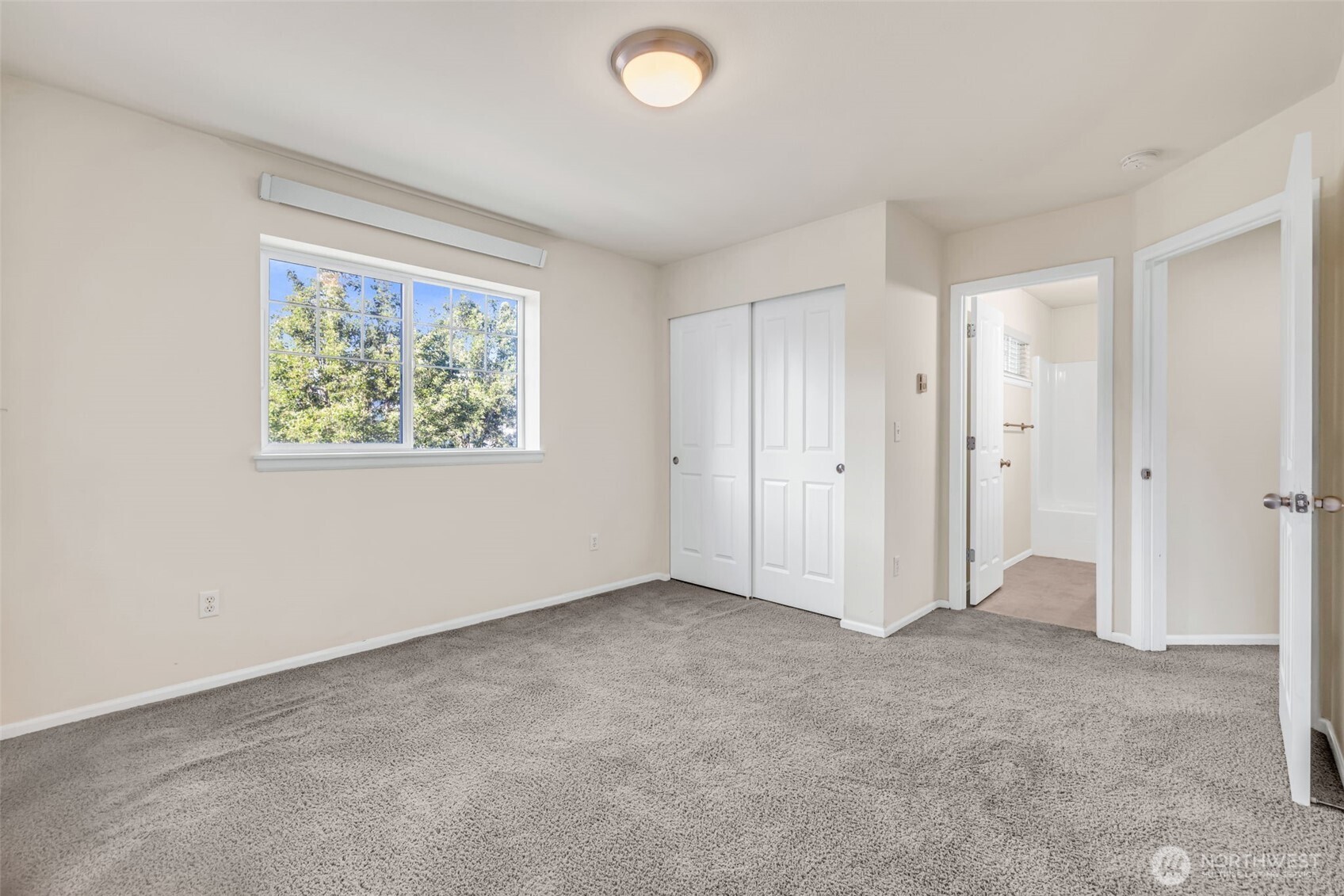 6048 Park Street Property Photo 26