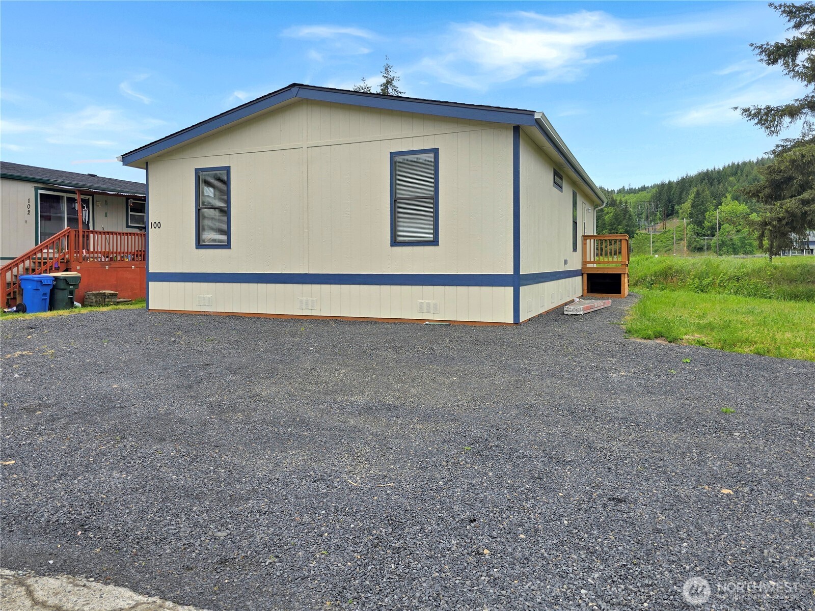 100 Heidger Lane Property Photo 1